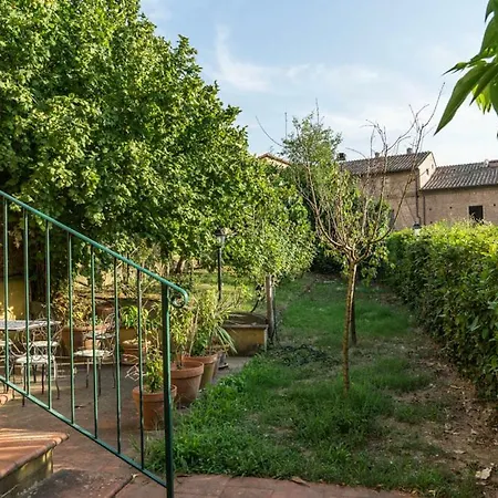 Garden House Apartment Siena